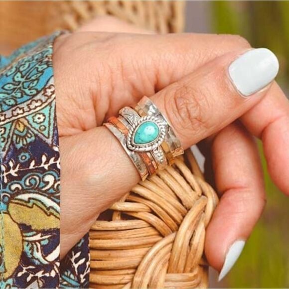 Vintage Wide Style Ring with Turquoise Color Stone Inlays - Picture 6 of 9